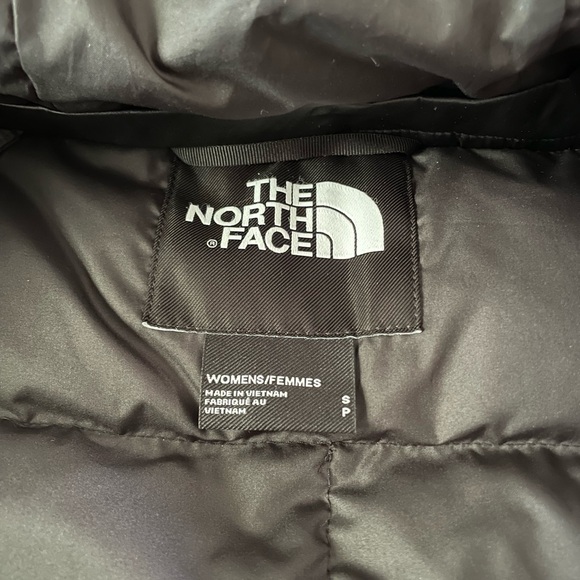 The North Face puffer coat - Picture 3 of 5